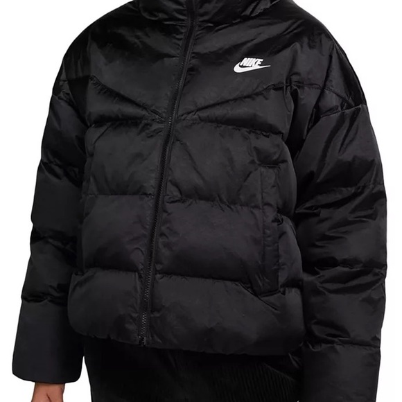 Nike Therma-fit City Jacket - new with tags - Adult Medium - Picture 2 of 8